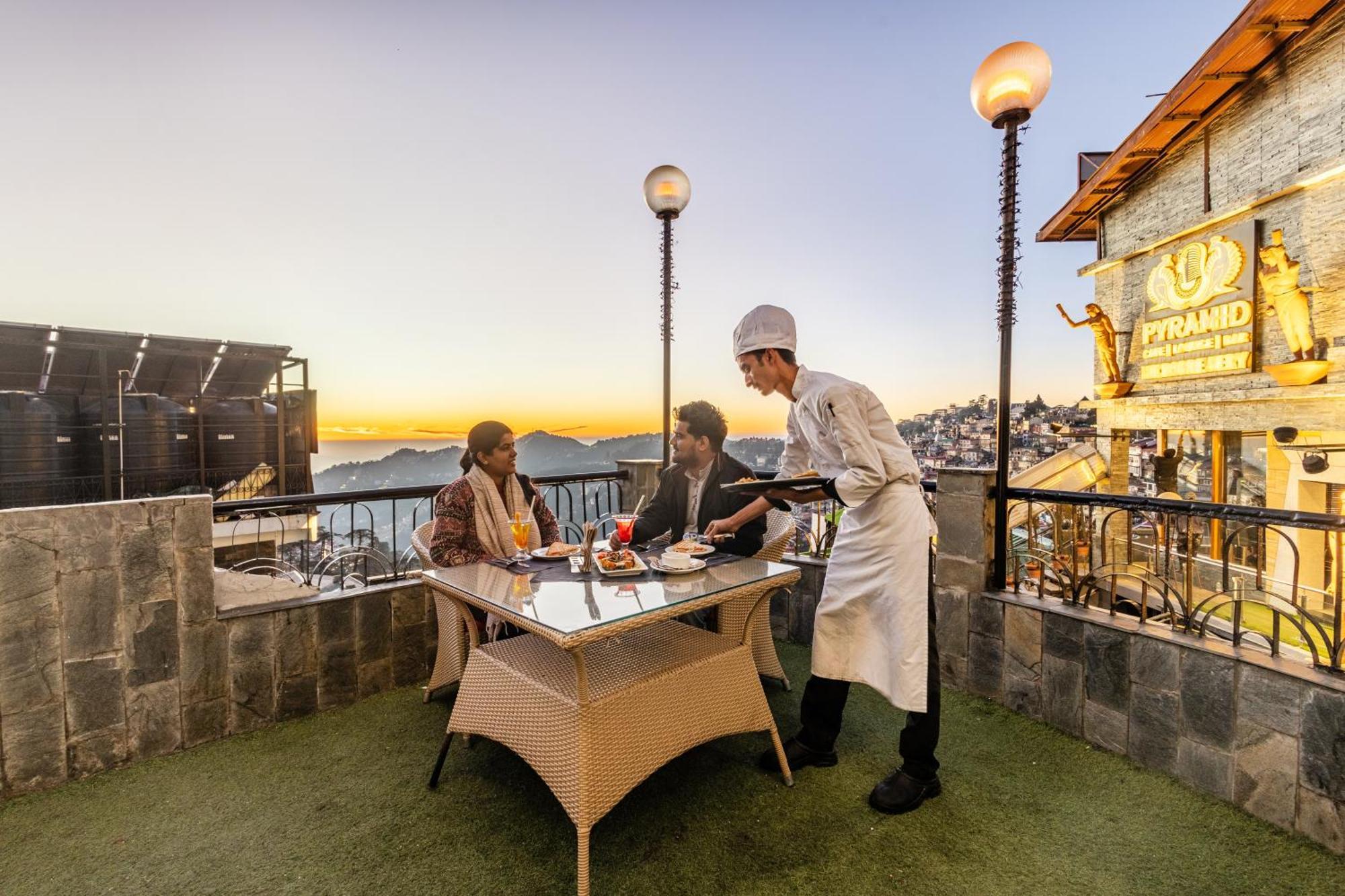 Sterling Legacy Shimla Hotel Eksteriør billede